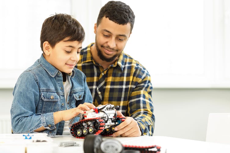 “Science in the home boosts children’s academic success”, says Dr. Lynda. theconversation.com/science-in-the…