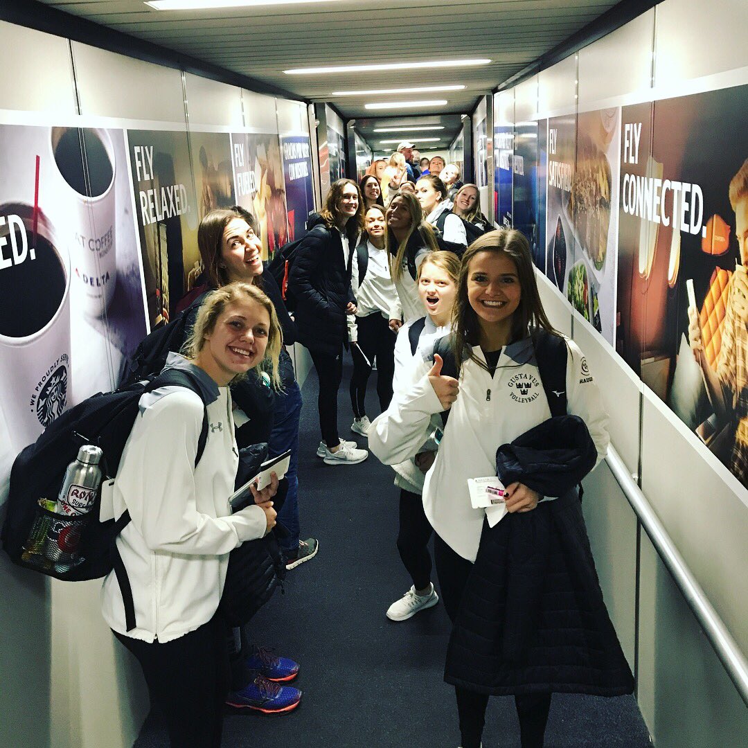 gustievb's tweet photo. Gusties are about to take flight! #NCAAElite8 #MigratingToMichigan #FlyAsAFlock #SoManySigns https://t.co/4U8OfgCU4R