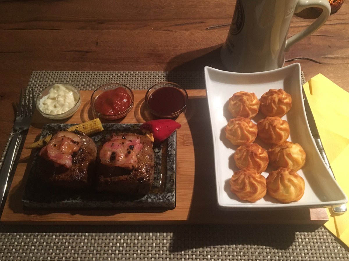MarcBuergi's tweet photo. Mal was Neues. Hot #StoneKit fรผr zu Hause๐๐๐ผ #Fleisch https://t.co/lR7vQfPMhi