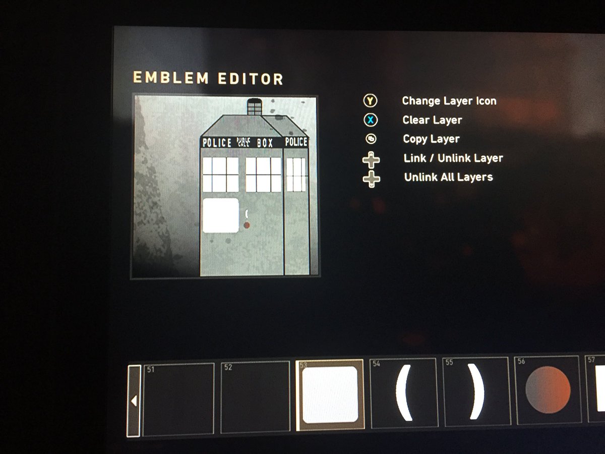 Manspieder's tweet photo. @SHGames could you please add more slots to your emblem crafting, I can’t have incomplete TARDIS. But thank you anyway for the numerous options to personalise your emblem and show your fandom. #morespace @bbcdoctorwho https://t.co/54DiW2qVkz