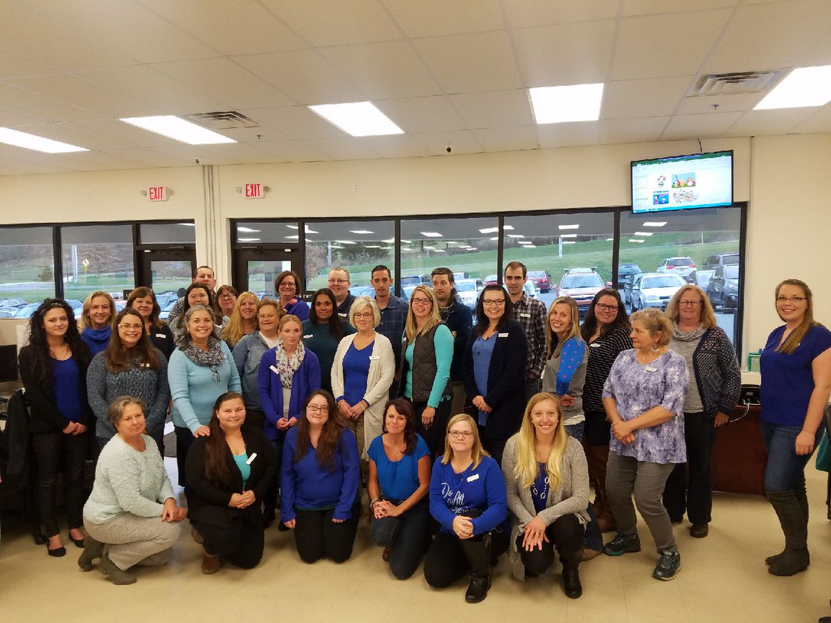 GHCM6's tweet photo. We are wearing #blue for all those affected by #Diabetes! 

#WorldDiabetesDay #WorldDiabetesDay2017 #WeWearBlue #GHCM #Pharmacy https://t.co/kqyvevdZKr