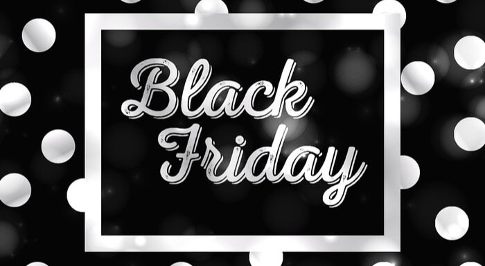 AmbiDress's tweet photo. The perfect fit. 

An unbelievable price. 

Black Friday. https://t.co/OtA9VmgLob