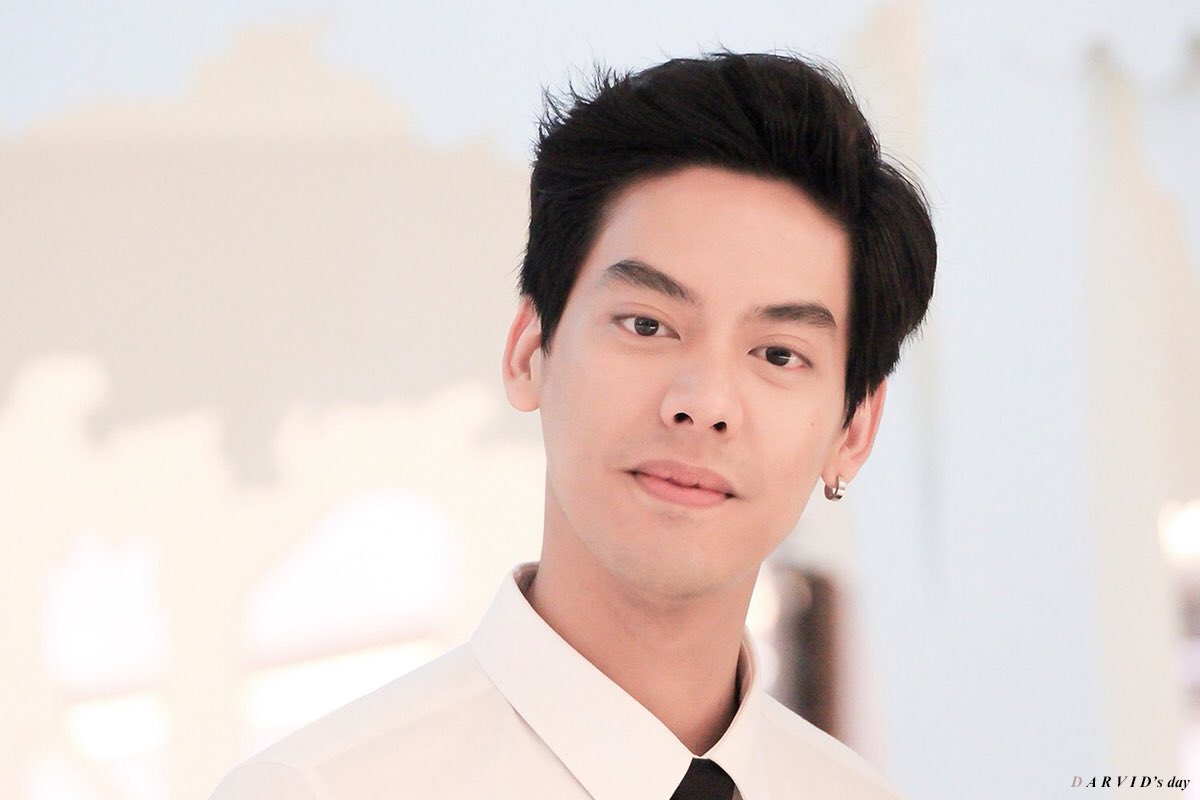 อ่ะจ่ะ ทำหน้าละมุนเก่ง .

#เต้ติสชีวิตโลเทค #TaeDarvid 
<a href="/tae_darvid/">Tae Darvid</a>