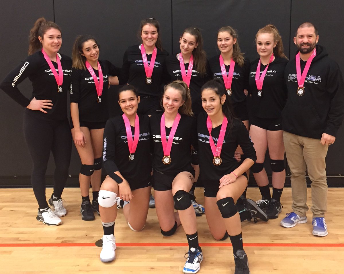 defensavb's tweet image. Congratulations to our Defensa 15U White team for winning the Bronze at their debut tournament this past weekend.  Great start ladies! @ova_updates #ova_updates