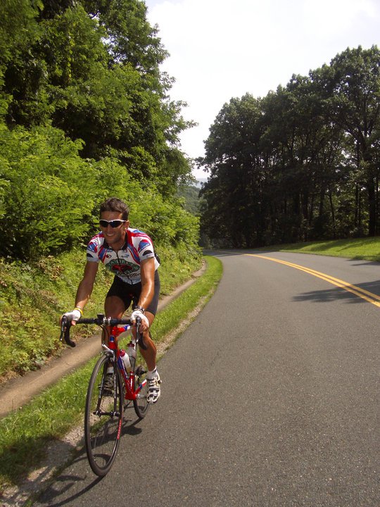 geracastro7's tweet image. Recuerdos - Memories... 2005 Blue Ridge Mountain 🚴😊
#NaturePath @NaturesPath Cycling Team.