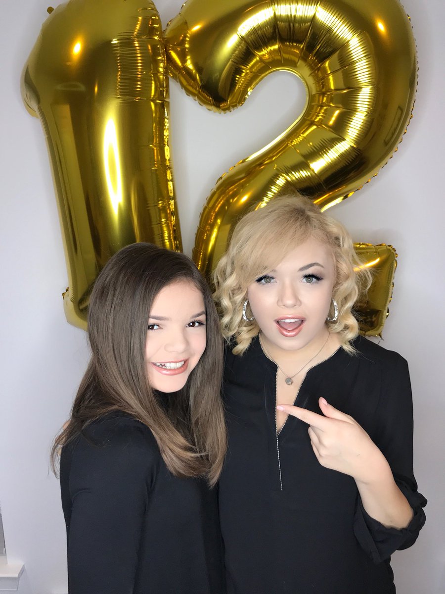 lexilaurenmusic's tweet image. Oh, did I mention she's the best little sister ever and is turning 12 today!? I cannot wait to see what big things you do in life 💄💅🏻 and cannot thank you enough for your constant love and support on this crazy journey! #TeamLexi #TeamBrooke #Sisters ❤️ @iambrookied