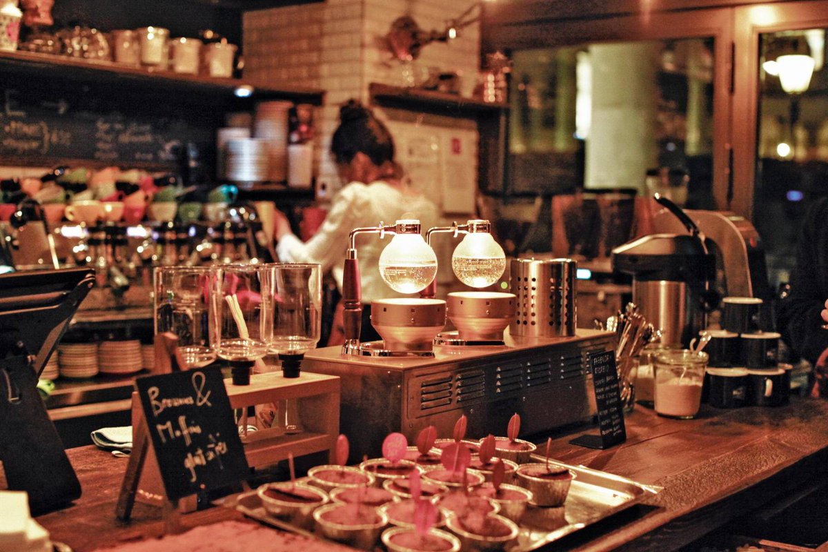 NewInZurich's tweet photo. Congratulations to the #Zurich #restaurants which won their categories at the #BOSG18 awards - #Wildermann #Ooki #SmithandDeLuma #Chäsalp #Milchbar - well done! https://t.co/OrlmNql8UL https://t.co/Z4ALRJvwu9