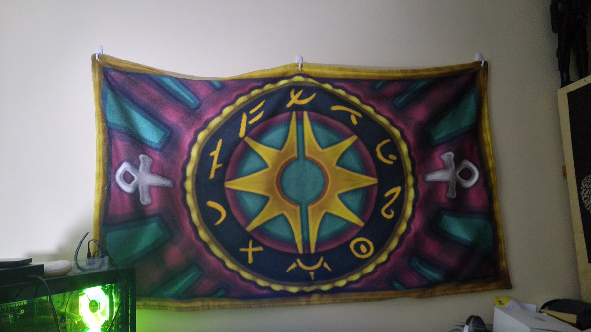 Blanchy1994's tweet photo. Finally able to put my #Menaphos golden carpet on the wall! :D https://t.co/k5x34LjlPw