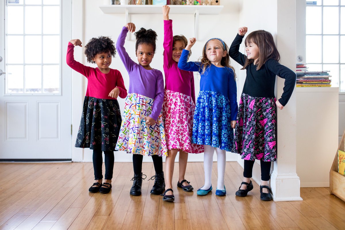 Fledglingkids's tweet photo. Eva from Princess Awesome Tells Us Why Girls Should Wear Clothes That Interest Them. @princess31415  https://t.co/bimQo6Olb7  #radgirls #stem #smartgirls #girlpower #LetThemFly https://t.co/ALNPMCegPo