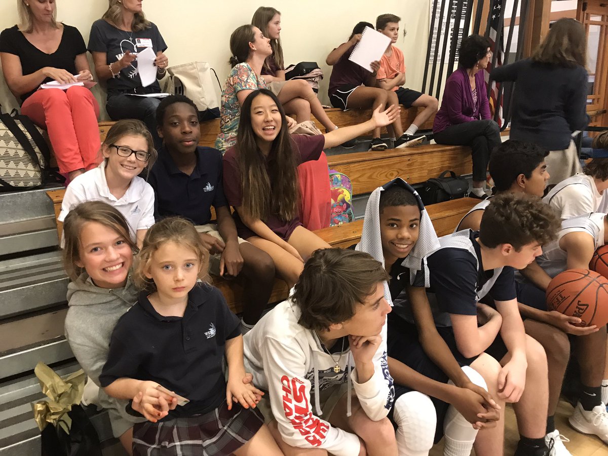 JenniferFurnish's tweet photo. Big night of basketball 🏀Go Blacksmiths! #WAExcels https://t.co/aNkpCPGSkm