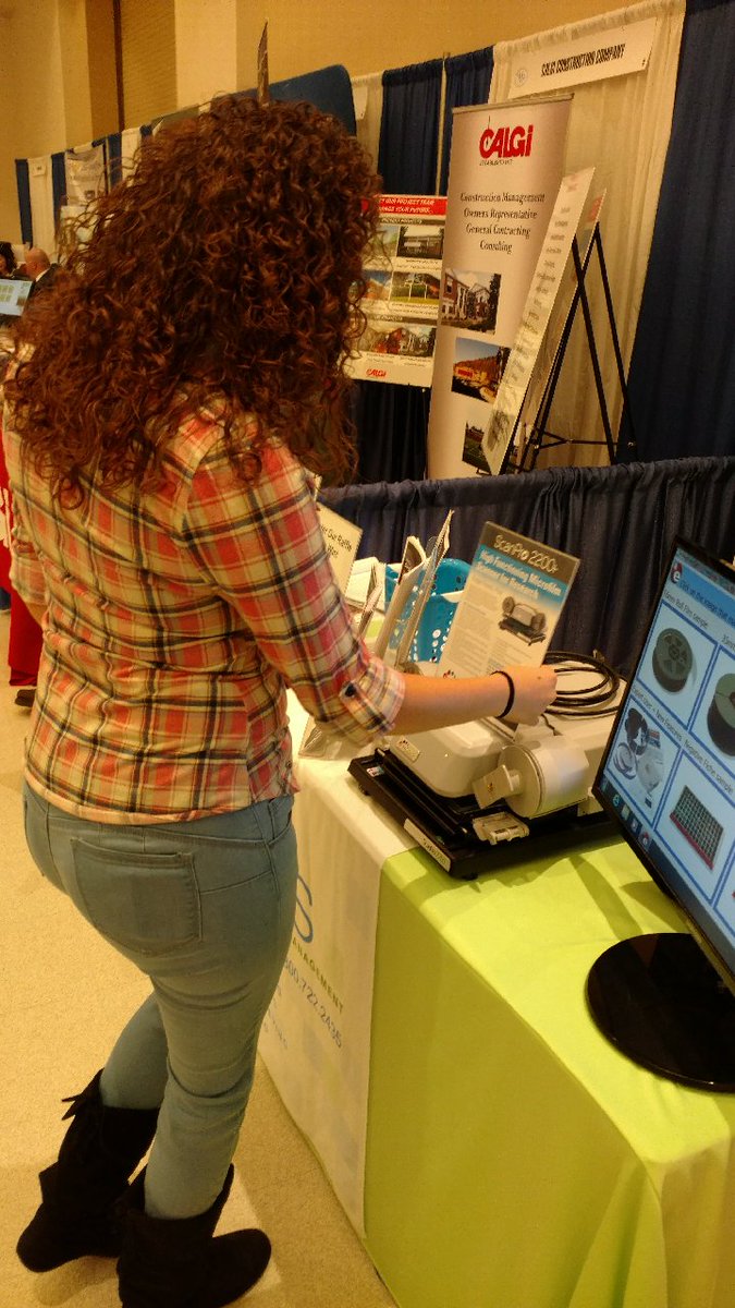 eImageData's tweet photo. Lisa H. told us “I like how easy the user interface works on the ScanPro.” We LOVE being able to make easy to use products for our customers! Thanks, Lisa!
Thanks to @NYLA_1890 conf for having us and to @BielsDM for getting out there!
#ShareTheScanProLove #NYLA2017 https://t.co/OVElBLvak1