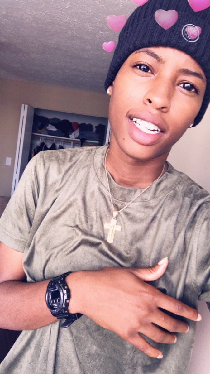 lowquii's tweet photo. π€. #gayangels. #LGBTtrain #LGBTroyals #LGBTbabes. #LGBTag https://t.co/bmM46z7G5J