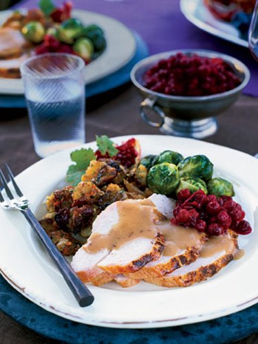 Only 2 days remain to order your Thanksgiving Dinner with Bottega! Order yours today by calling 707-945-1050! #MichaelChiarelloThanksgiving #Yountville #BottegaNapaValley botteganapavalley.com/thanksgiving-h…