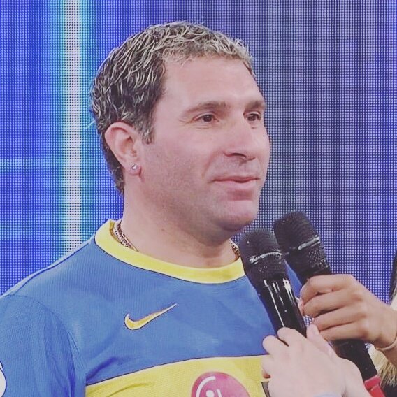 PALERMOGUSTAOK's tweet photo. Muy pronto novedades 2017 @PALERMOGUSTAOK #DobleOficialdeMartinPalermo https://t.co/GBQqLFnUiY