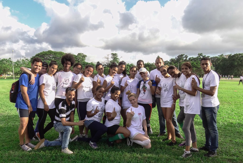 Lluvtorr's tweet photo. #Cuba LO ÚLTIMO | #JM15 Sofbol: Muchachas dela Fac 2 dueñas del oro!; Fac 1, plata y la FICI, bronce INÉDITO @universidad_uci ¡Felicidades a nuestras atletas, TOD@S, ah, y a la inclaudicable, alegre y bullera AFICIÓN jajajjj #SomosUCI Fotos @amcruz1991 /Campeonas: en ese orden https://t.co/8UDElVEjUC