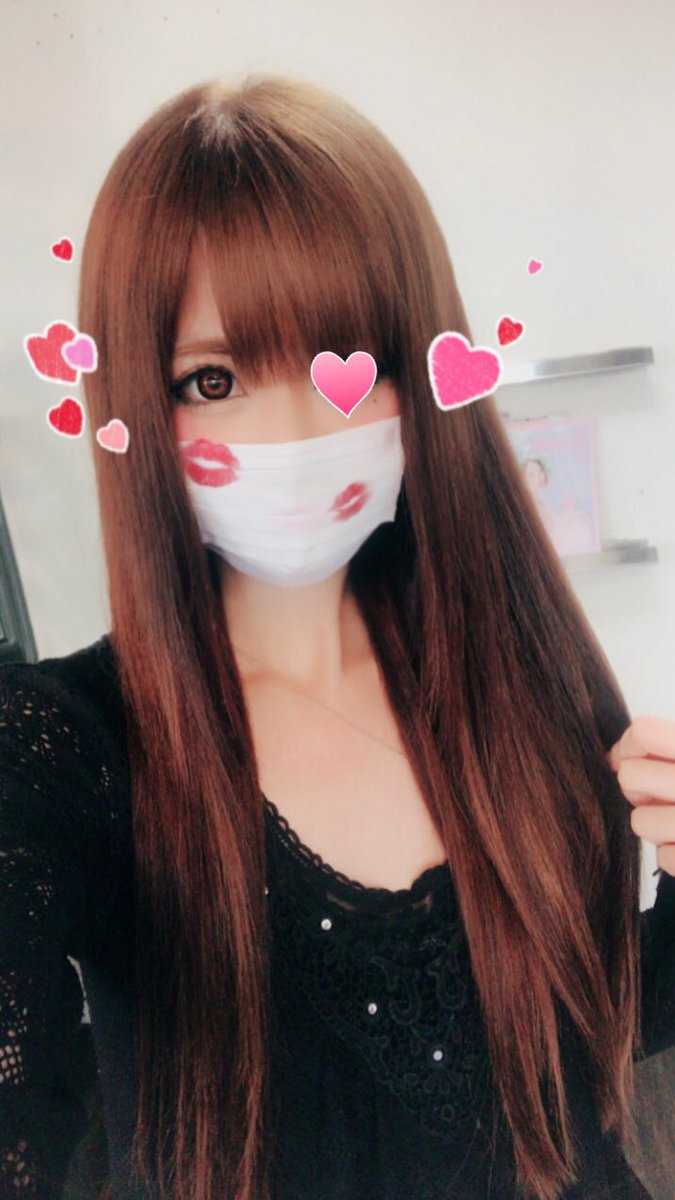 Glamb Plus ひな A Twitter 久々にご来店されたお客さま 黒髪からブリーチしてシルバーかさねました ついでに私もこーちゃんに髪の毛染めてもらったよーう グラムプラス 美容室 深夜 歌舞伎 新宿セブン ホスト キャバ嬢 ヘアセット カットカラー