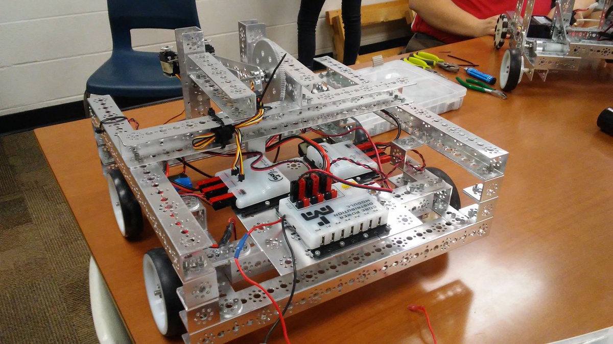 EastBucRobotics's tweet photo. Loading. . . https://t.co/8QYOBCTDLm