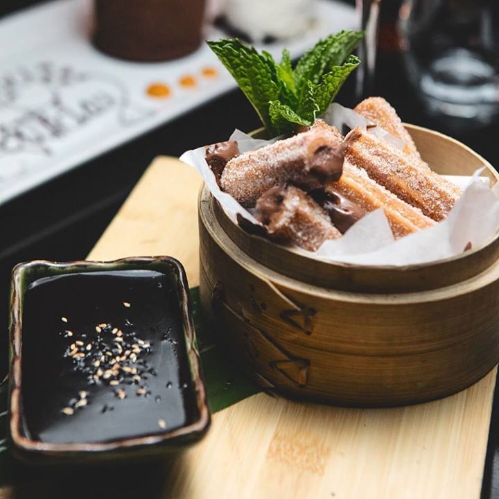 Sweeten up your night with our Youtiao Nutela Churros and chocolate dipping sauce. Reservations: baolimiami.com | #BâoliMiami