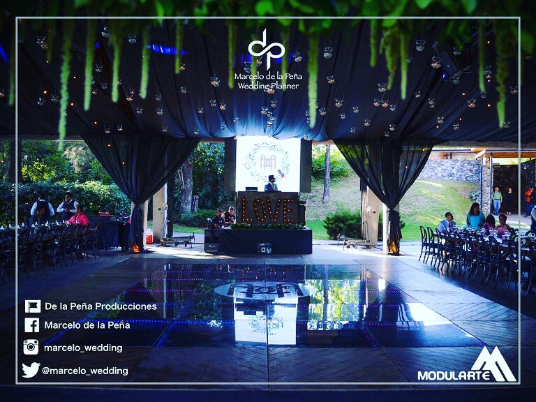 marcelo_wedding's tweet photo. #MarceloDeLaPeña #WeddingPlanner
#DeLaPeñaProducciones
#NoTeCasesConCualquieraCásateConmigo
#Bodas #Eventos #Banquetes #Música #Modularte https://t.co/ADcZeBnibc