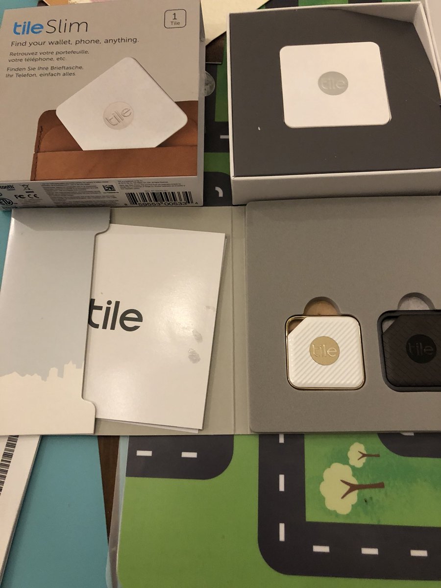 r0bsterry's tweet image. New @TheTileApp have arrived #findmykeys #findmyphone #findmywallet