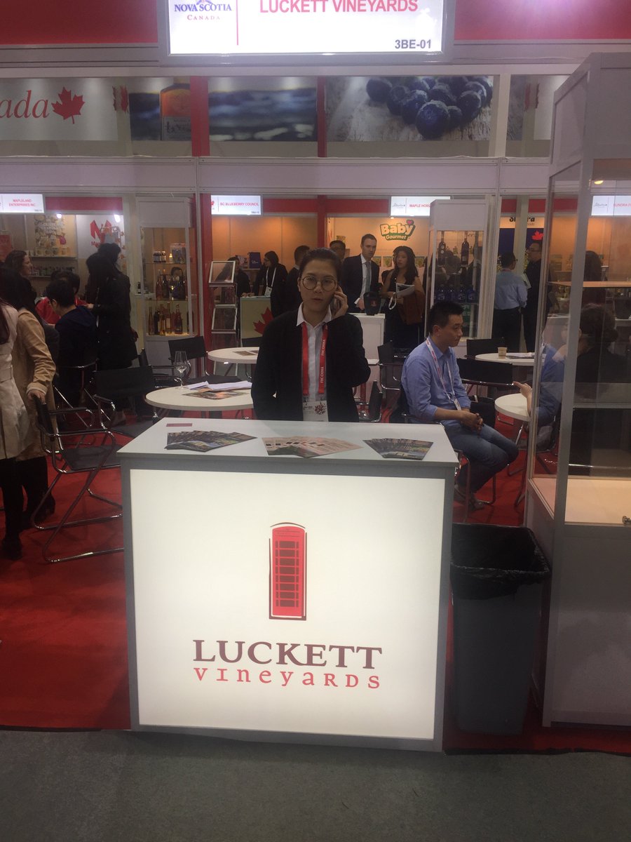 It's been a while ...
In Shanghai at the moment attending a trade show for @luckettvineyard and I've got a super star interpreter, Zoe! Lots of trips this "off season", I will try and keep you posted!