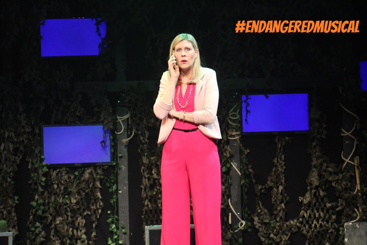 Xmarksthesplat's tweet photo. #HumansOfEndangered part 2! 🙎🏼♀️
Maggie Ronck is a New York City based actor, singer & puppeteer. Noted credits include: Night Witches (Tour), Jim Henson’s Dinosaur Train Live (Nat. tour) & Clifford the Big Red Dog Live! (Nat. Tour)
Maggie IS Janie Goodall ✨ https://t.co/QvLk8Xnl22