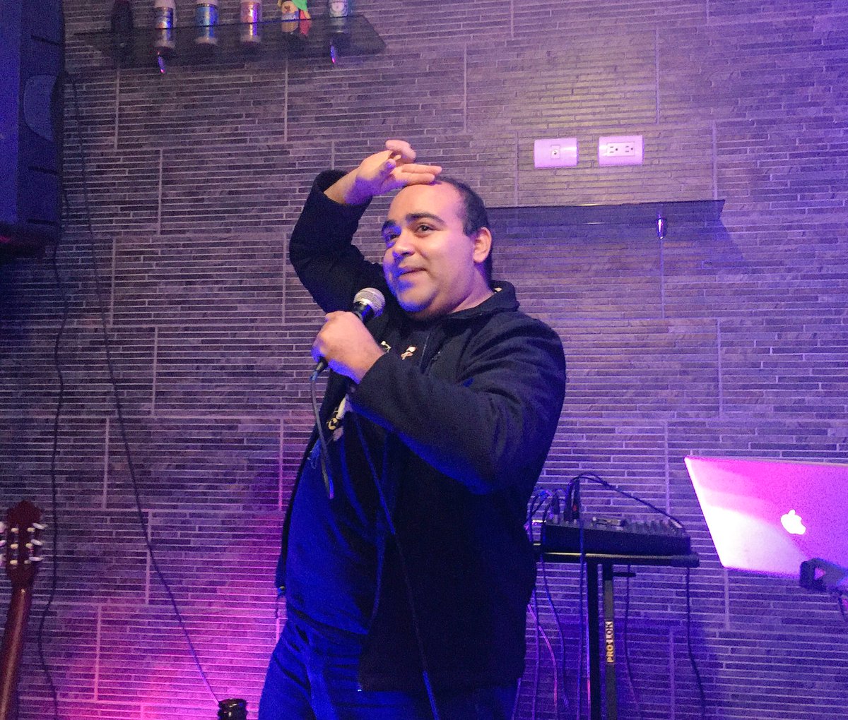 SoyLestrange89's tweet photo. Muy pronto se viene mas comedia #standupcomedy #blestrange https://t.co/QktRVofRPm