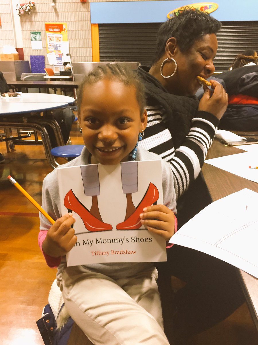 Langford_Sch's tweet photo. Family literacy night@Langford with our parent/author Mrs. Bradshaw #authenticwriting #engagewithtext #parentsasleadersoflearning https://t.co/lRhZbz5w21