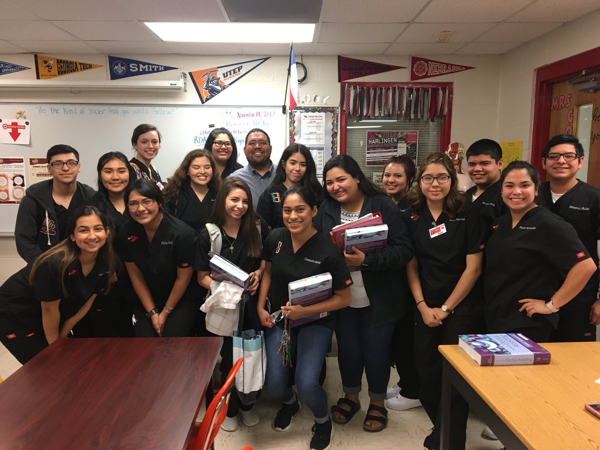 MrsCelGonz's tweet photo. Thank you Dr. Martinez for coming out and talking to @HarlingenHS Dental assisting students! #CardinalClassrooms #CardinalsLearn #teethrock https://t.co/dT2uef5nLZ