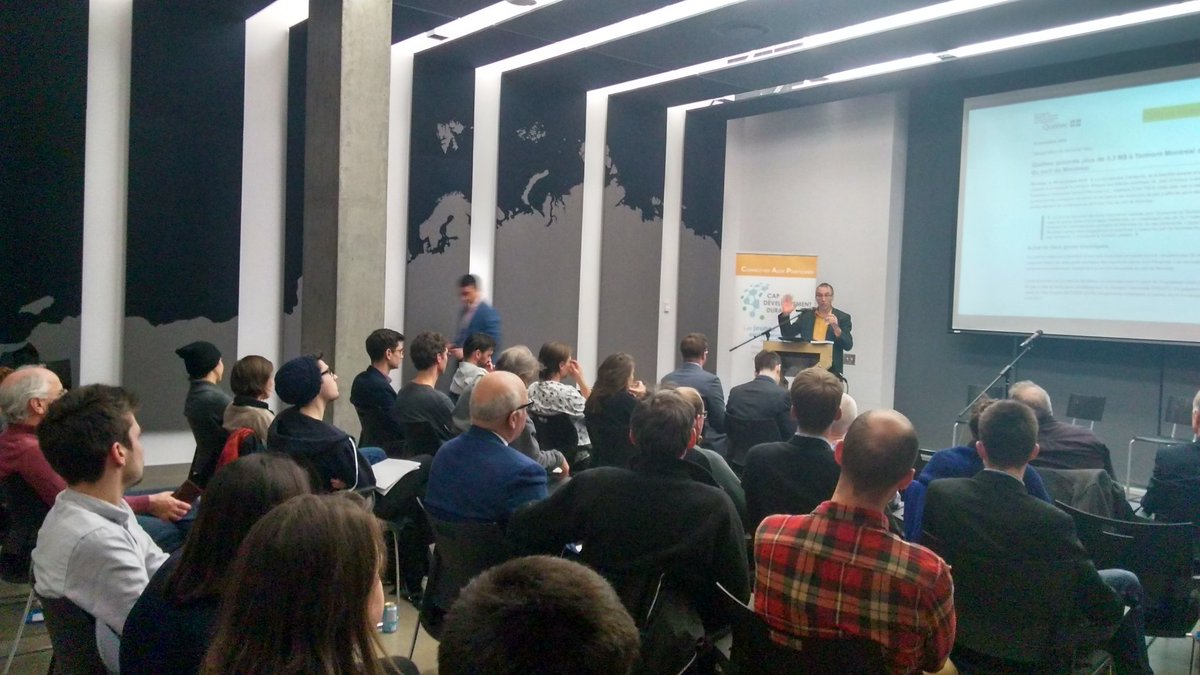 CAP_DD's tweet photo. Avec le directeur académique de l'Institut de l'énergie Trottier, Normand Mousseau, les mythes sur les changements climatiques volent en éclat! @EnergieTrottier #capcop23 https://t.co/iaT3XTGdLv