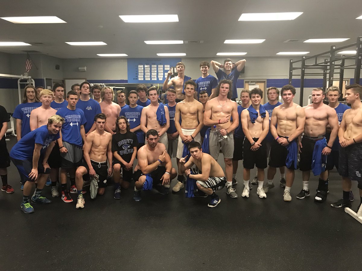 OTFathlete's tweet photo. @T_LineBaseball picking up and putting down heavy weight! #otf #offthefield #Timberline #Baseball https://t.co/P1n9A40ngN