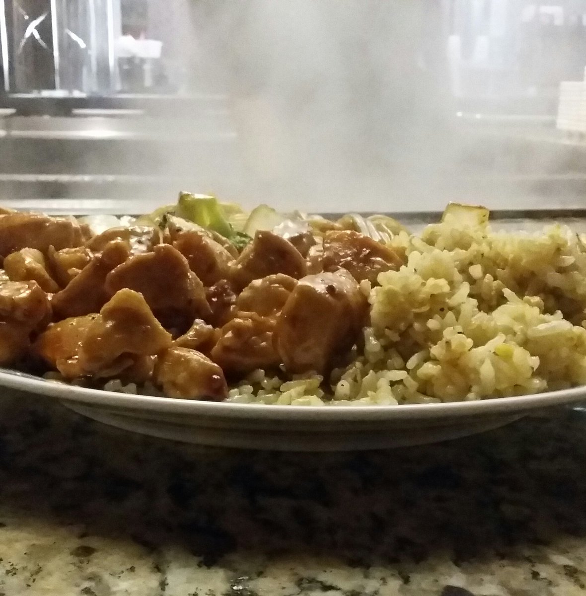 RoseRockin98's tweet photo. #hibachi was great... #fire is looking like #PiratesoftheCaribbean #DavyJones #Amuras https://t.co/dHlT4wpHGm