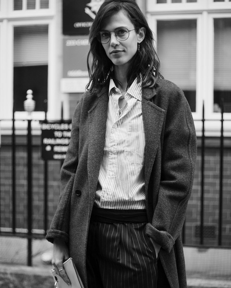 nogravityleft's tweet photo. The meaning of 'sophisticated' perfectly illustrated by @aymelinevalade.

#AymelineValade #Actress #Portrait #Fash… https://t.co/6kVmhty1Le https://t.co/QZTHxMwpvz