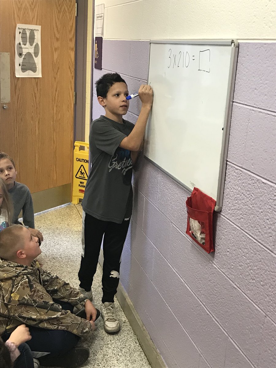 MissMcMannis's tweet photo. One of our 4th grade leaders helped out with a #NumberTalk,  today! 
#EngageHM #ExplainHM 
@mrCracraft @mrsmeweeks https://t.co/y6DxUm2I51