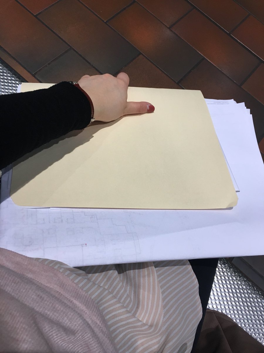 izzareyno's tweet photo. Don’t wait for your body to ask for rest 😔 because at some point it will, &amp; you’re not going to like the way it will demand. #pinauwi #homework https://t.co/2kUXzWKhSw