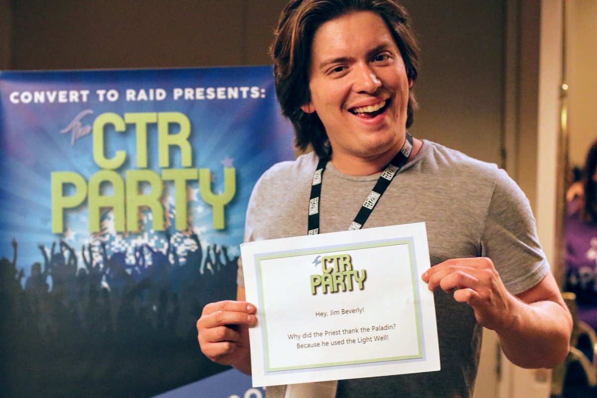 TheCTRParty's tweet photo. Did you guys see @vincecaso at our little shindig? He was kind enough to hold up one of our Kickstarter backer signs! https://t.co/QbUDpGHmD5