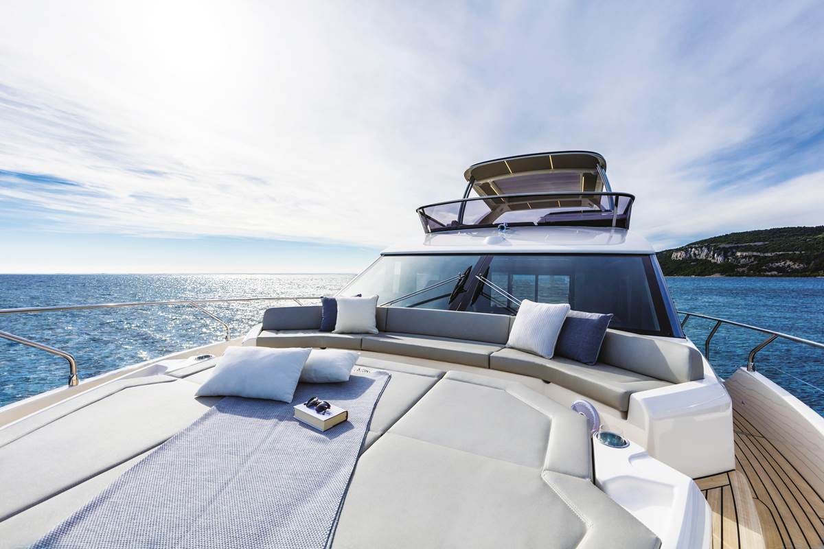 AbsoluteYachtHK's tweet photo. #Absolute58Fly arises from the union between ergonomics and technology.
@AbsoluteYachtHK #Absolute #Yacht #Boating https://t.co/ol6gZbFSAU