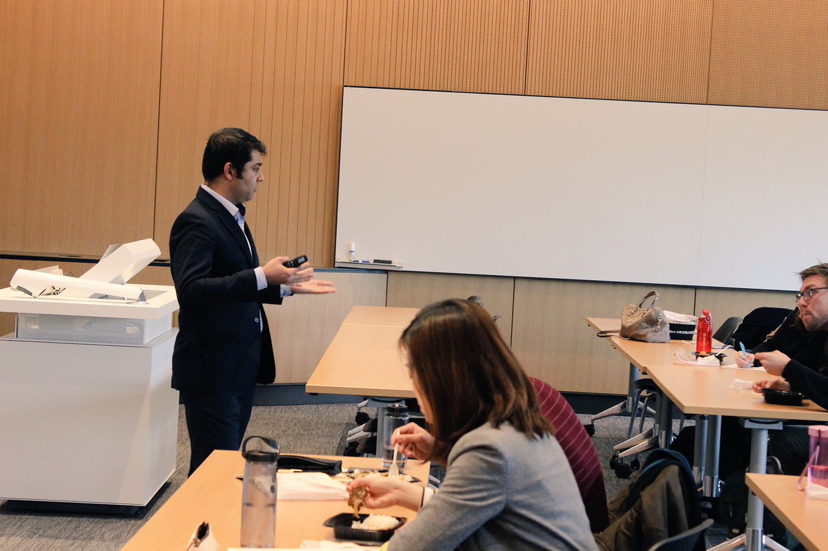 ShayanMZaidi's tweet photo. Honored to be invited by the Consulting Club @KelloggSchool to speak about @IBM @IBM_iX and our Digital Strategy practice on how we are creating future shaping experiences at the intersection of strategy, creativity and technology. #NewIBM #ibmix https://t.co/uSpEwUMCpd