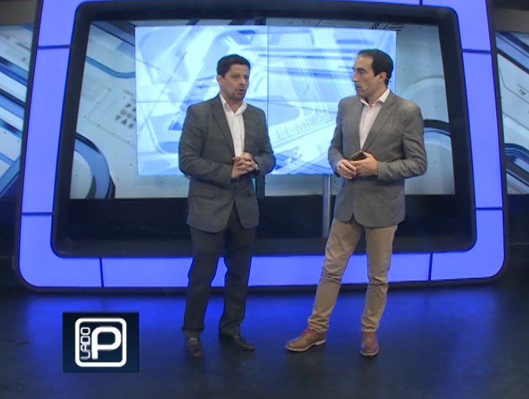 QMnoticias's tweet photo. #Bienvenidos a #LadoP con la conducción de @albinoaguirre y @gallegodebesa. Todo el #debate político en #qmnoticias #hayotratele https://t.co/tSHlhz7aqC