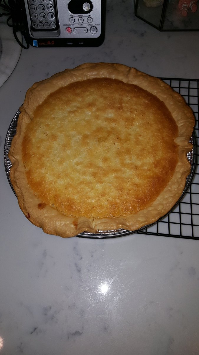 Pie deliciousness for tomorrow.