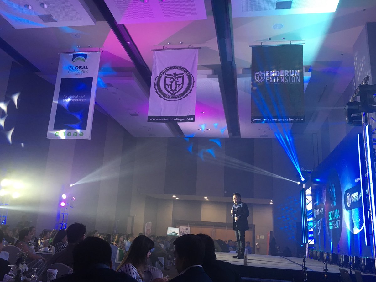 GlobalChamMNL's tweet photo. Data is Transformational! - Winston Damarillo, Exec Chairman of @AmihanGlobal is Keynote Speaker for #BigDataSummit2017 https://t.co/DxXnibmvNb