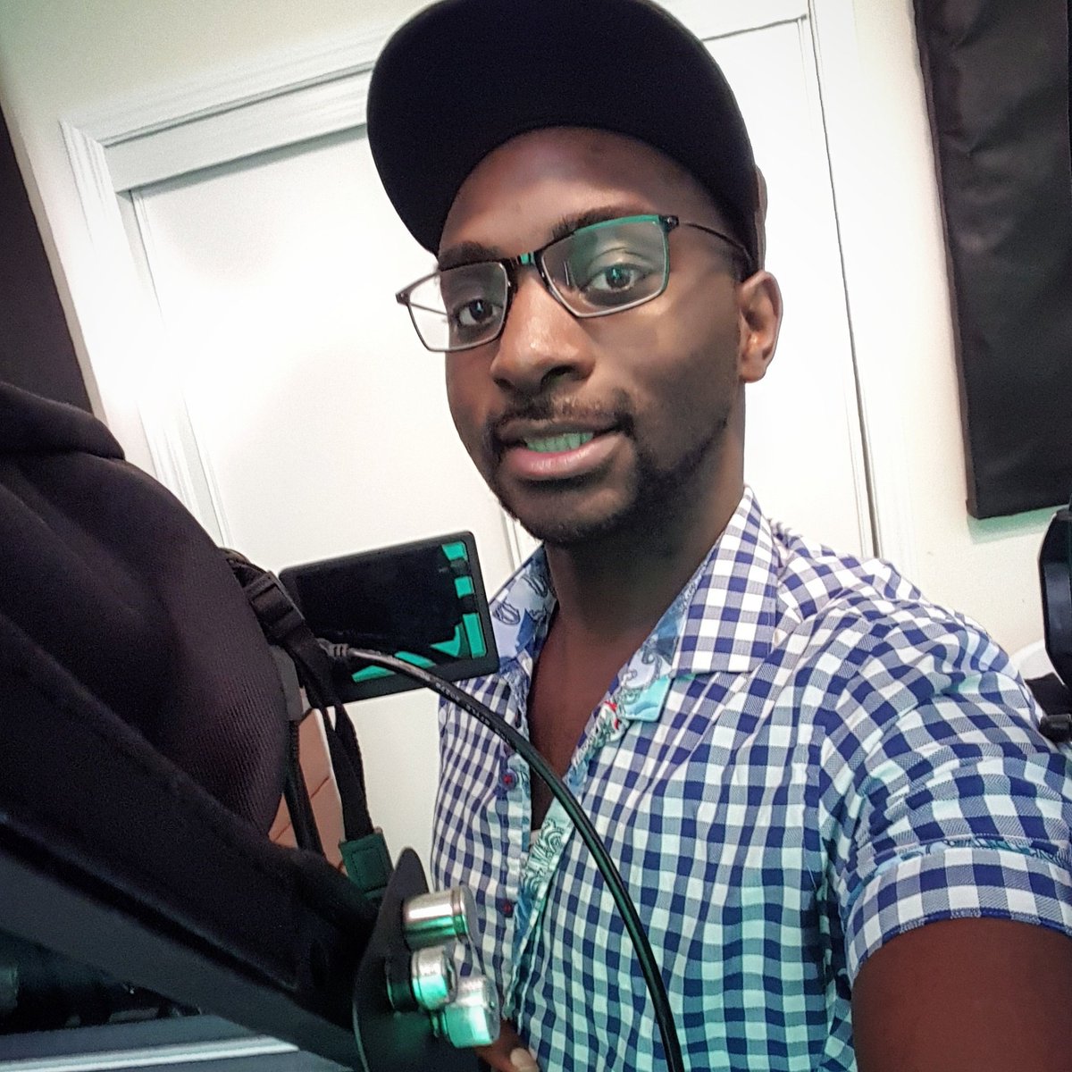 ftdonline's tweet photo. Been in the cave filming new videos for hours 😥. Highly requested vid dropping soon. Can you guess what it is?😏
#filming #film #facts #fact #FtdFacts #batcave #work #YouTubeLife https://t.co/pygbOVrbmT