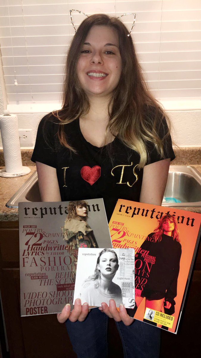 Izzi719's tweet photo. They're here!!! @taylorswift13 @taylornation13 #reputation  #targetexclusives #i❤️ts #taylorswiftcatears #preorder #TaylorSwiftTix https://t.co/PArNXEFh13