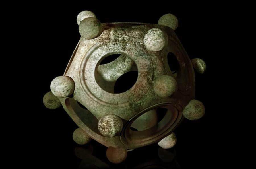 dr_dbw's tweet photo. "Roman dodecahedron. Object dated back to I-II century CE. Such artifacts were found all around the Europe. Scientists still do not know purpose of the item."
https://t.co/2rfdv8OhDO
#Geometry #Maths #NeatArt #WhatsThatFor #WhatInTheWorldIsThat #Thingymahjig https://t.co/6WpO1QQGkU