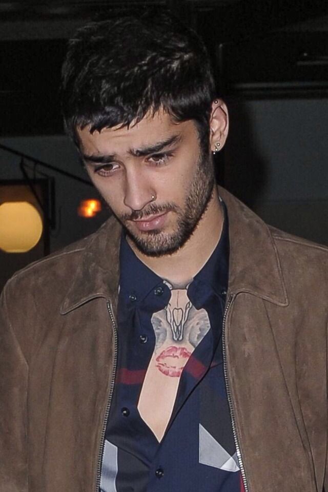 ZaynJMNews's tweet photo. #NEW | Zayn out in NYC! (#11) https://t.co/uwNTCNs6Cm