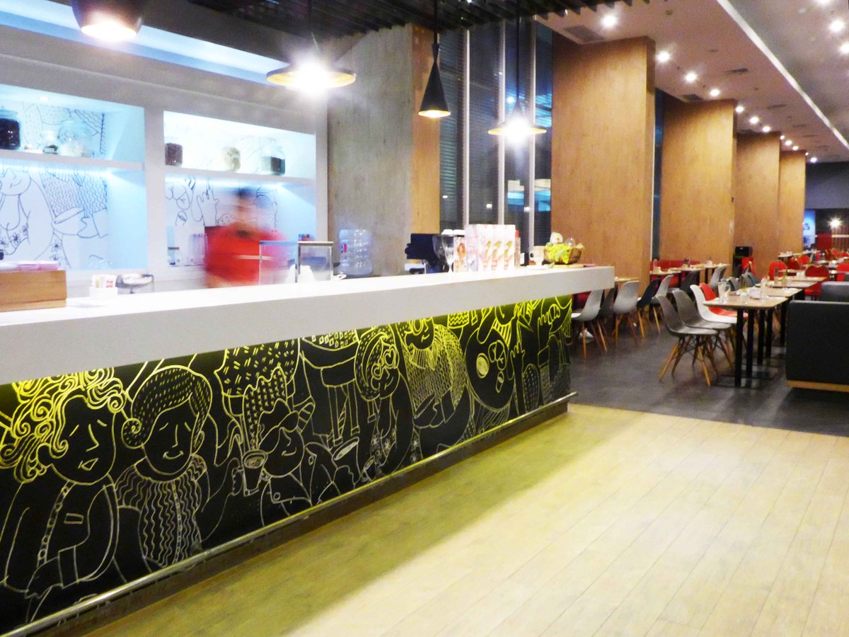 Jangan lupa cicipi juga The TASTE Restaurant  di <a href="/ibisSerpong/">ibis Gading Serpong</a> yang buka dari jam 4 pagi sampai jam 11 malam! Menunya yummy-yummy! Full story: travelmulu.com/post/167111774…