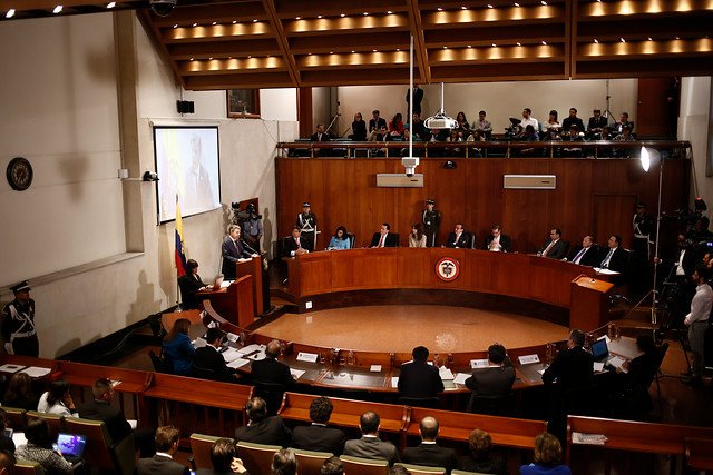 JUANCAELBROKY's tweet photo. La @CConstitucional dio vía libre a la #JEP #SíALaJEP
Ahora falta sólo que los congresistas se dignen a votarla y aprobarla, ya no más dilataciones señores de Cambio Radical y la U!
@HELIODOPTERO @SenorCaicedo @juliandezubiria @monikquinterog @CesarSerpa @CesarJerezM https://t.co/KNMLq1p4yz