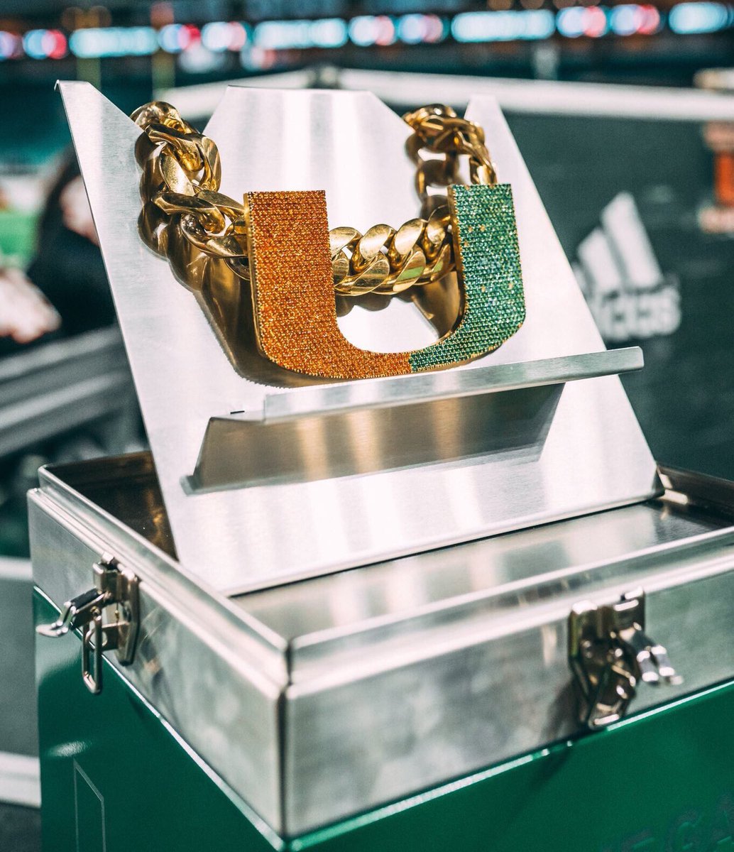 Give2UM's tweet photo. It’s all noise... This train 🚂 ain’t stopping... Next up #BeatUVA
Canes Fam will PACK HARD ROCK!
#TurnoverChain #GoCanes https://t.co/7QwFLd4paF