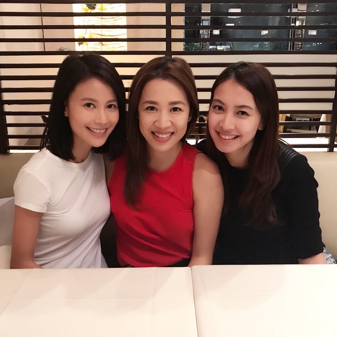 crystallihk's tweet photo. Happiness is a simple dinner with good friends ☺️

#Friendship #Friends #Girls #Love https://t.co/wlV5g5pkvH