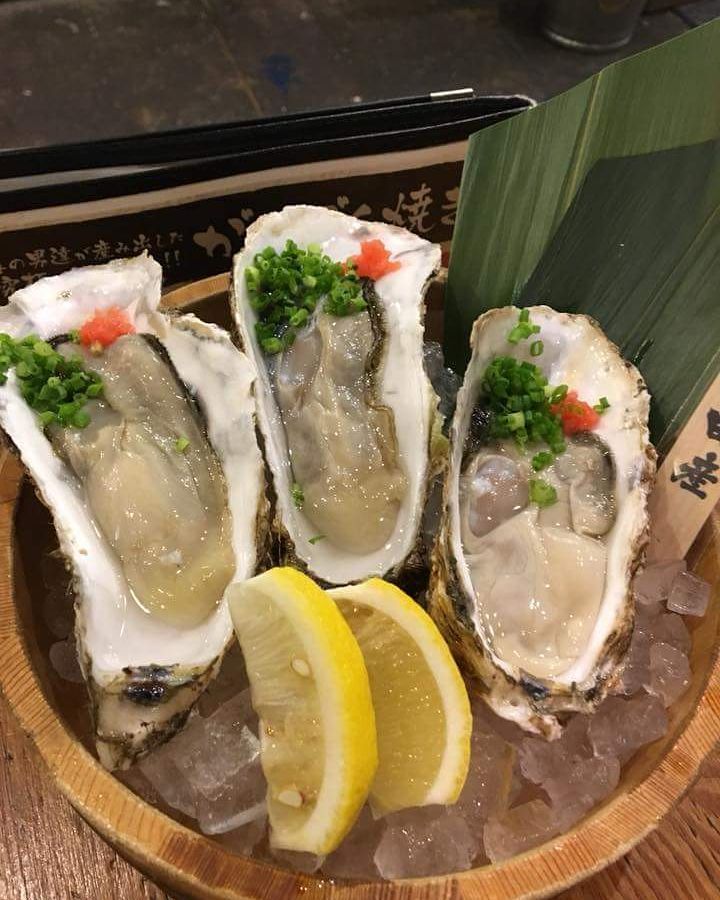 GuideForMuslims's tweet photo. Have you ever eaten raw oysters?
That's so fresh and delicious that i would like to recommend them.
Of course they… https://t.co/eeCqVViiHK https://t.co/oJYQCOrynh